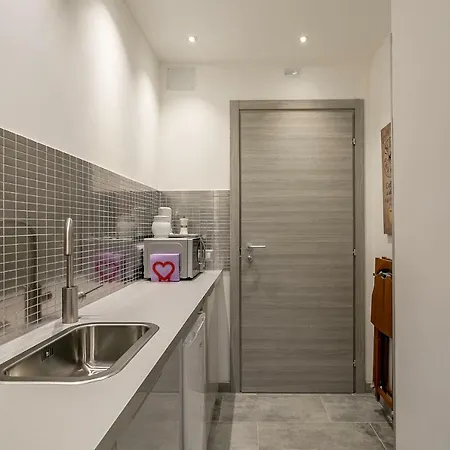Station Elegant Flat Apartment *