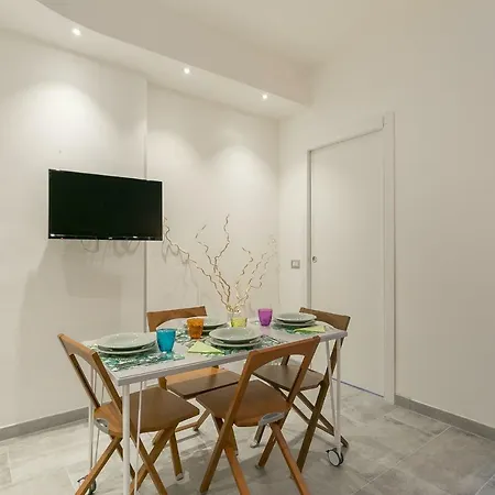 Apartment Station Elegant Flat