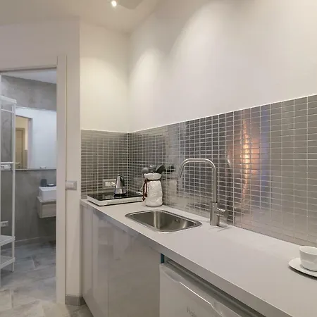 Apartment Station Elegant Flat